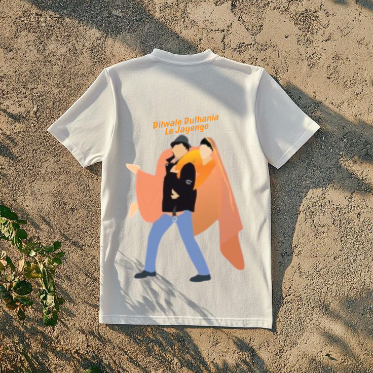 Dilwale Dulhaniya Le Jayenge Graphic T-Shirt T-Shirt